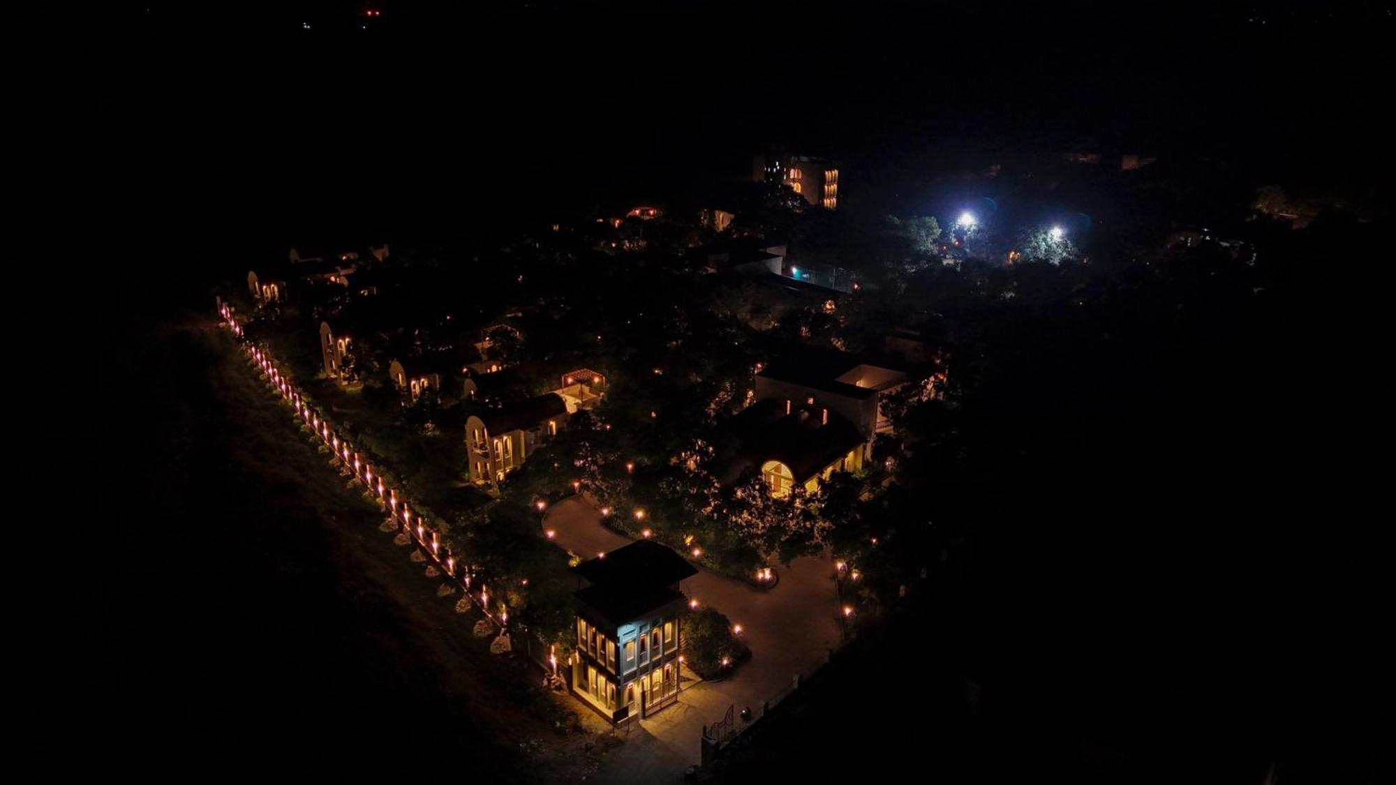 Le Casa Lion Resort A Premium Resort In Гирский лес Экстерьер фото